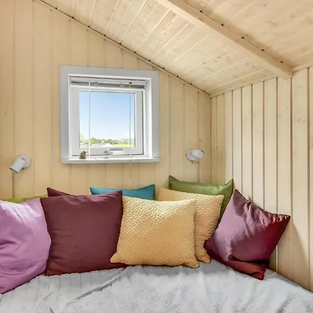 Holiday home 3 Bedroom Awesome In