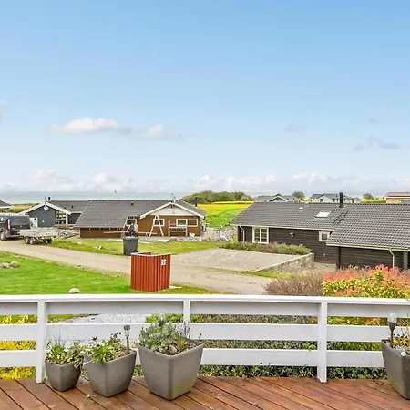3 Bedroom Awesome In
